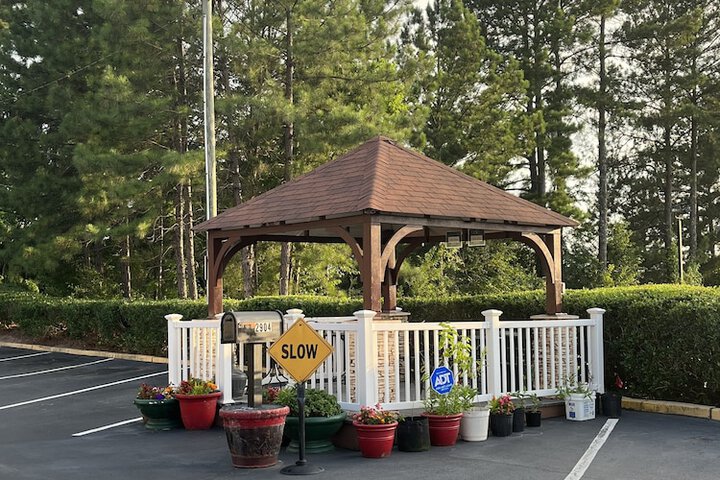 BBQ/picnic area