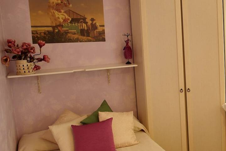 Room 20 of 25