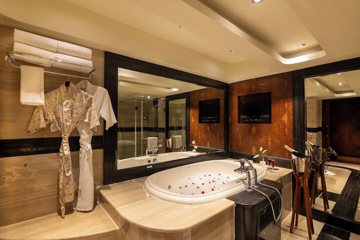 Clean Restrooms