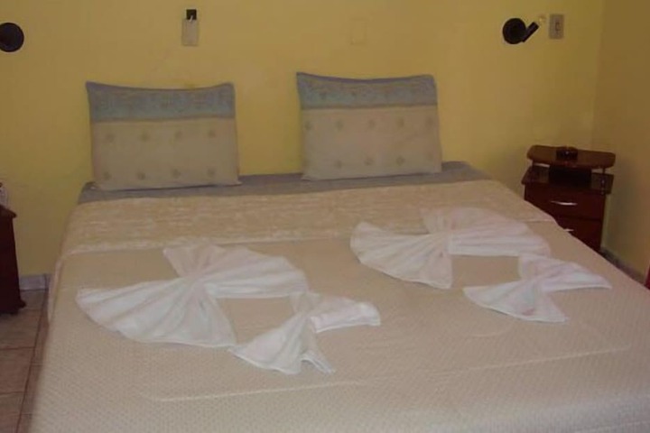 Room 12 of 39