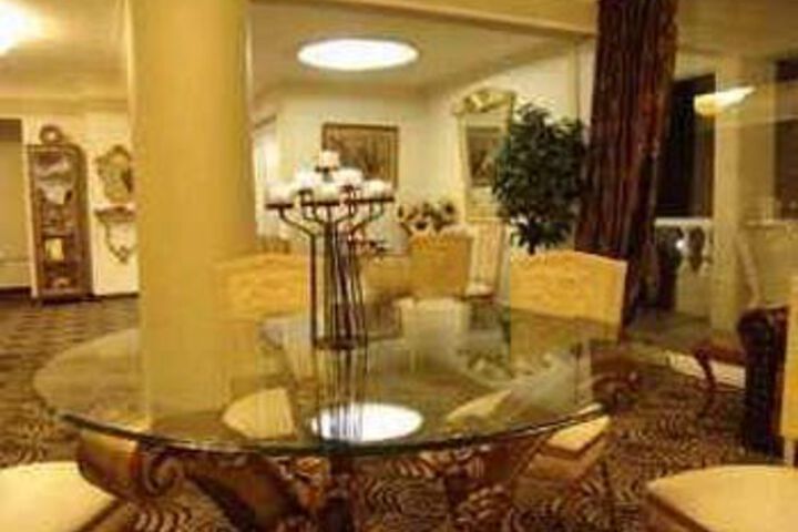 Hotel Interior 12 of 19