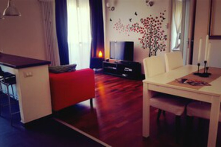 Photo of The red suite of Florence