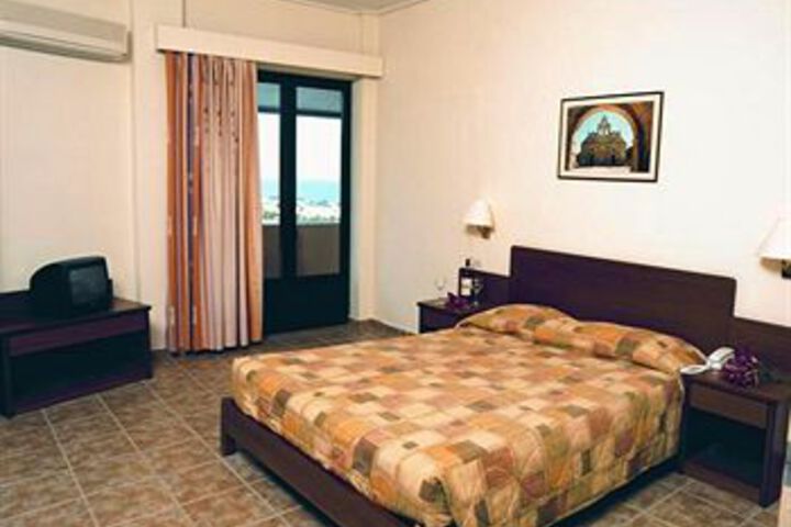 Room 3 of 13