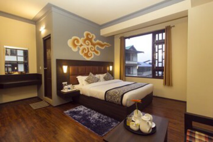 Room 48 of 51