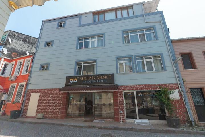 Hotel 18 of 18