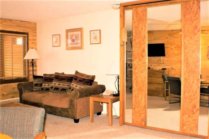 Room 44 of 82