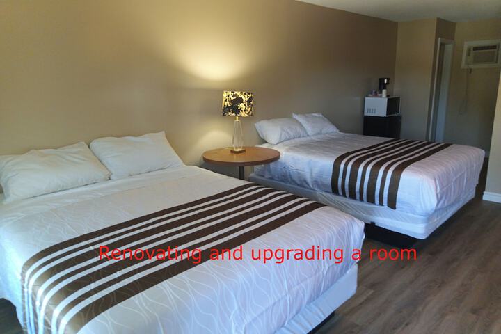 Comfort Double Room 2 Queen Beds Balcony (10 of 11)