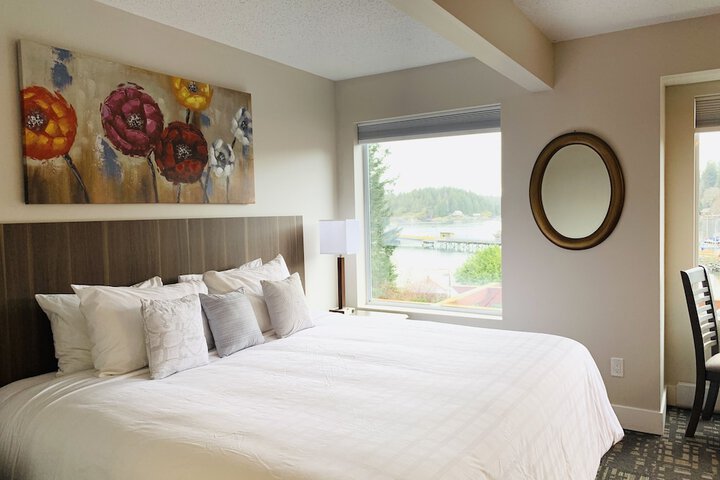 Room 4 of 70