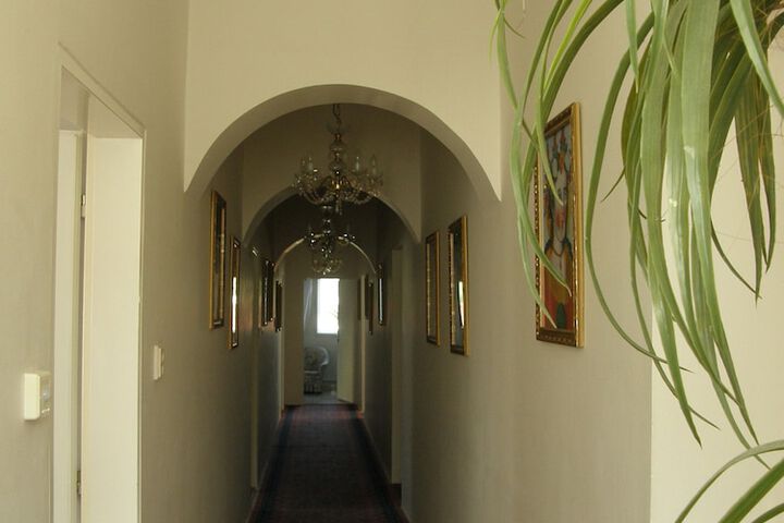 Ballroom/Hall 74 of 88