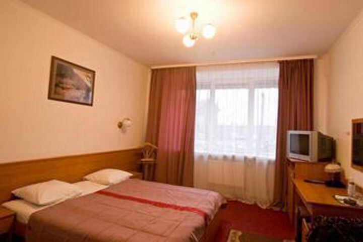Room 25 of 53