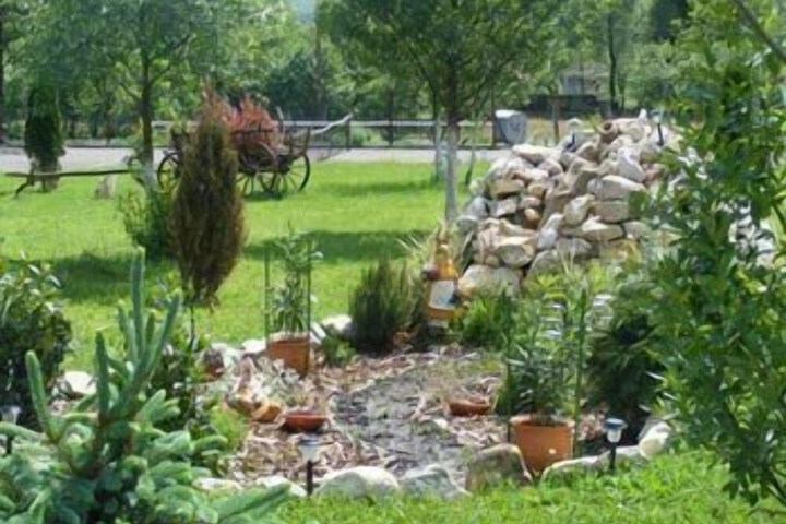 Property Grounds 46 of 52