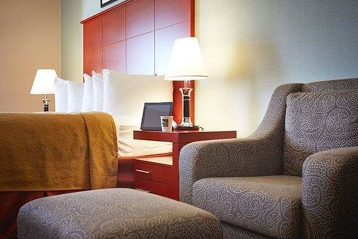 2 Queen Beds (8 of 18)