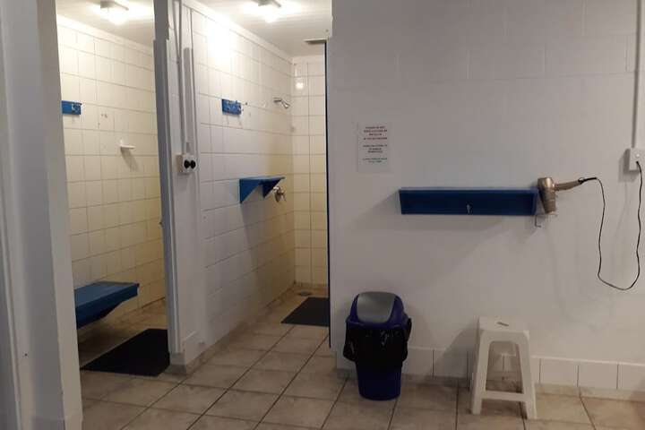 Room 72 of 96