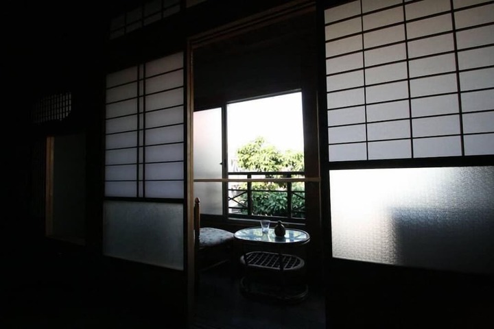 Room 48 of 107