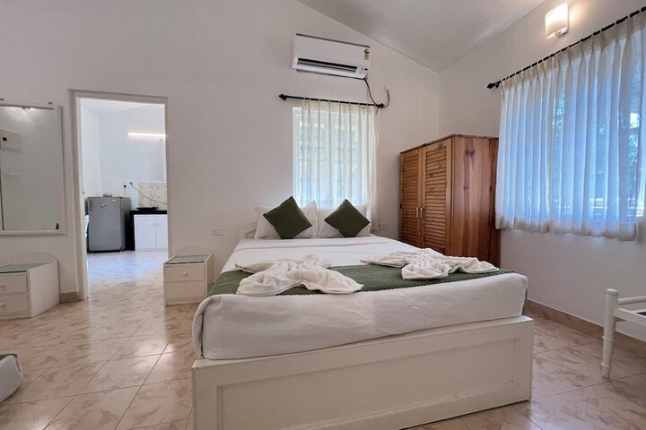 Room 15 of 53