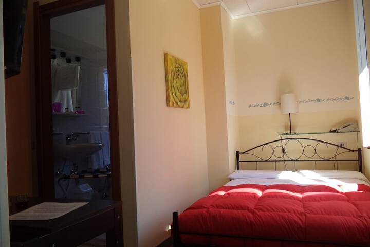 Room 17 of 43