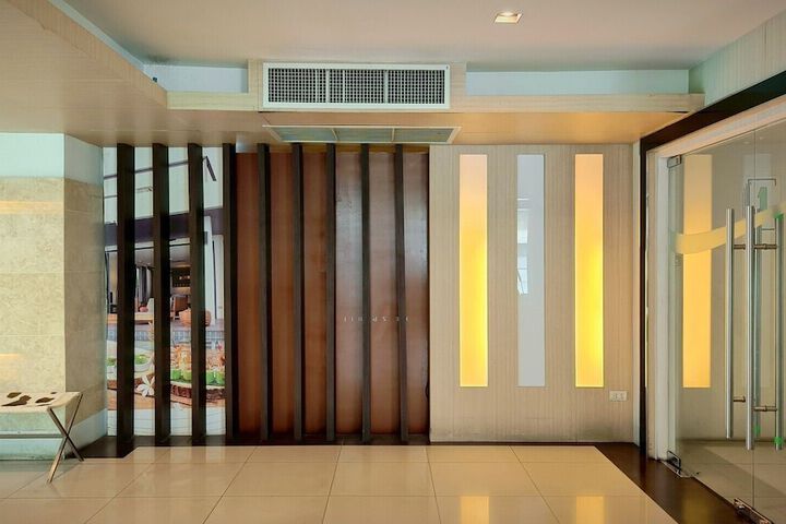 Lobby Entry