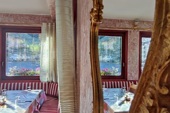 Hotel Interior 15 of 24
