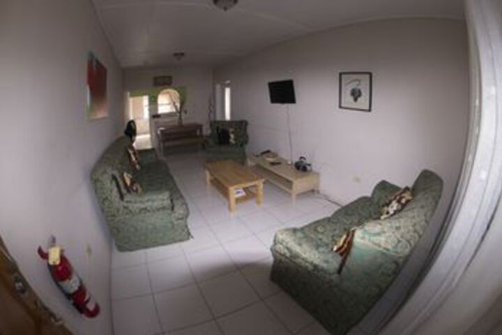 Room 16 of 18