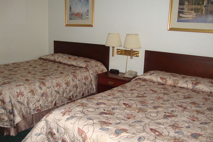Room 7 of 24