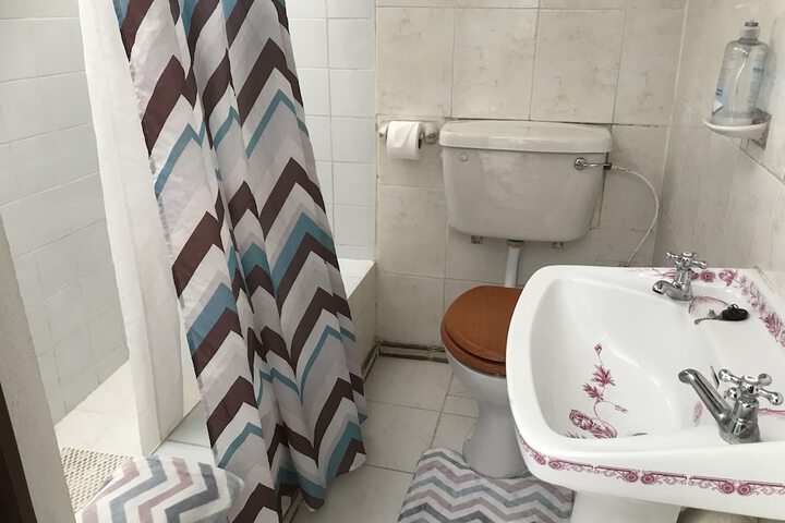 Room 62 of 90