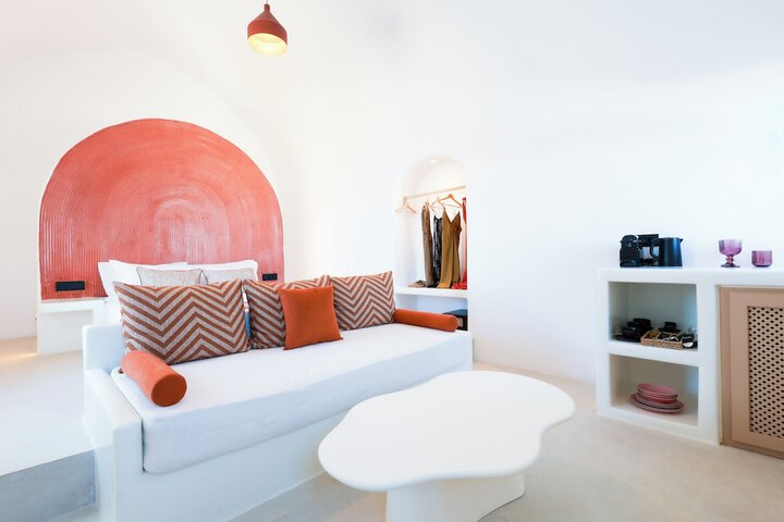 Room 12 of 91