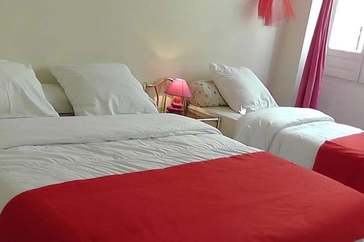 Room 2 of 7