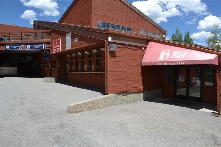 Exterior of Beaver Run Resort Unit 31430 by RedAwning