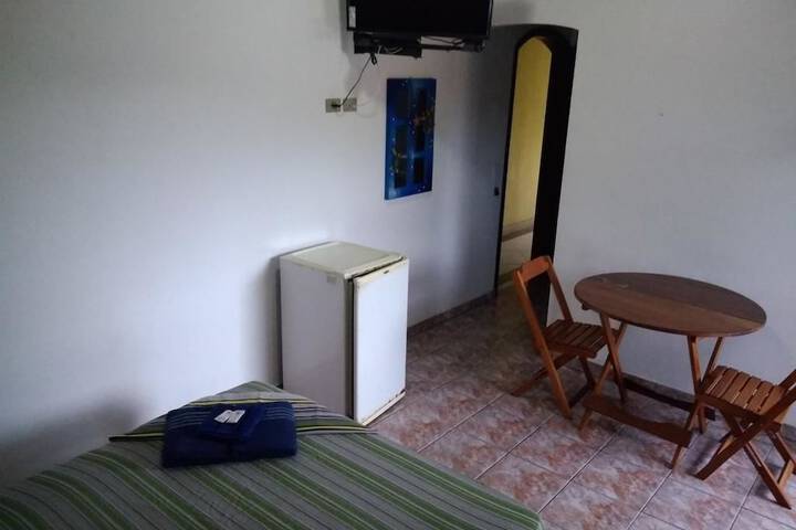 Room 21 of 27