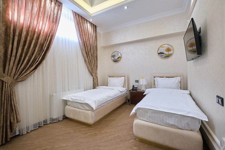 Room 43 of 78