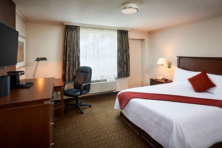 Room 19 of 35
