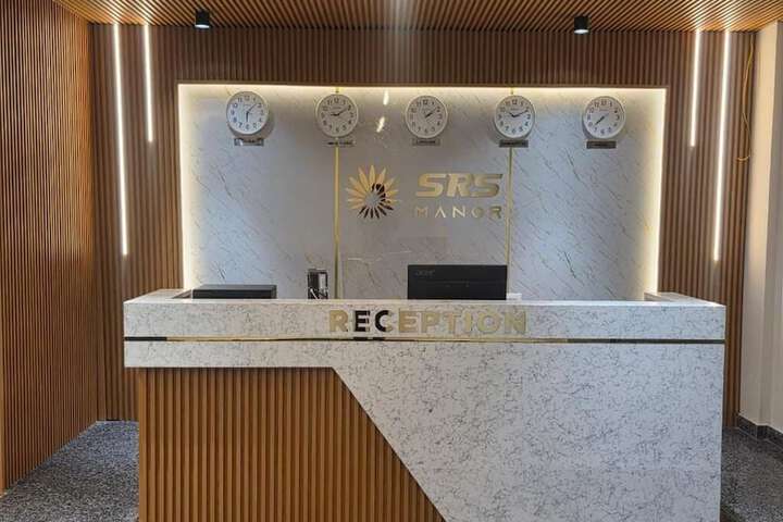 SRS Hotel Manor