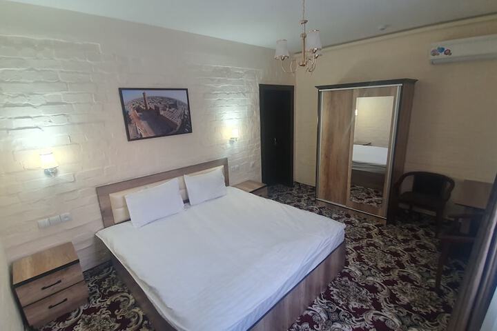 Room 3 of 15