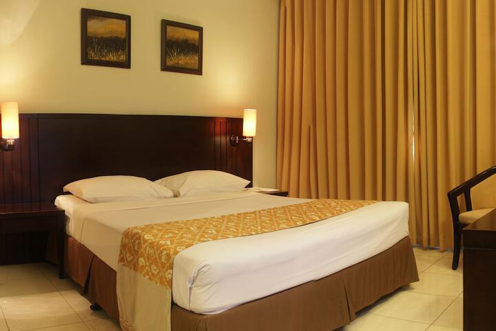 Room 5 of 44