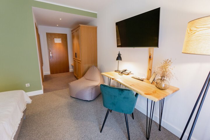 Room 26 of 132