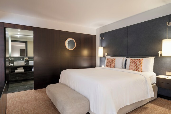 Room 50 of 155