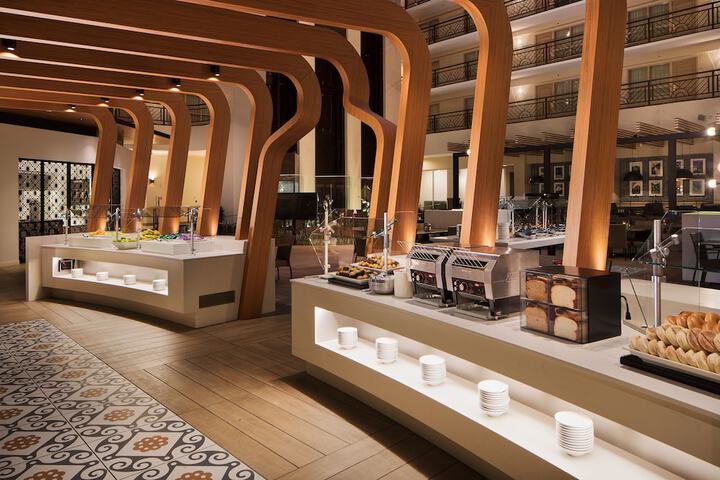 Breakfast buffet