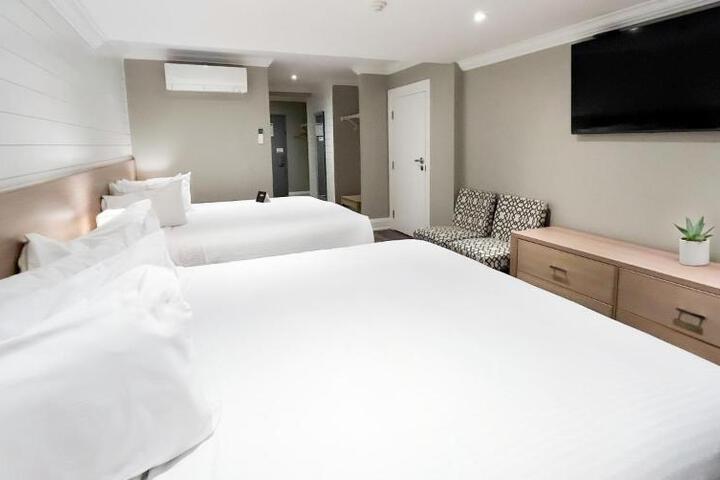 Double Bed (2 of 10)