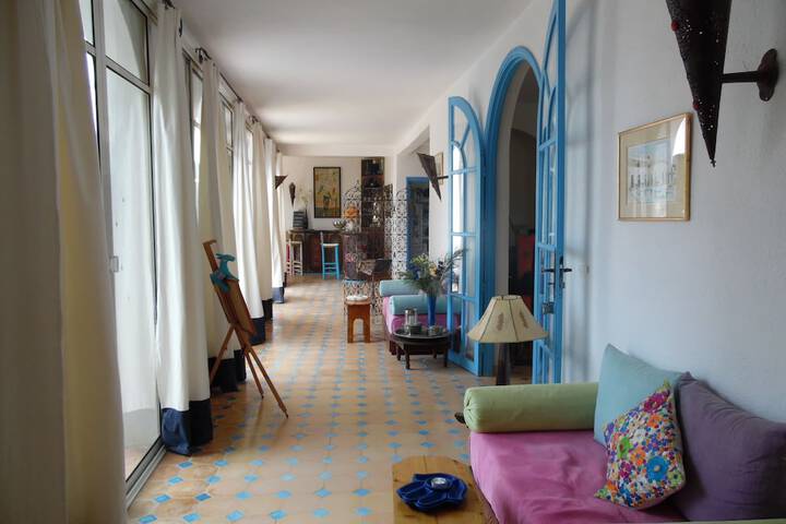 Ballroom/Hall 72 of 92
