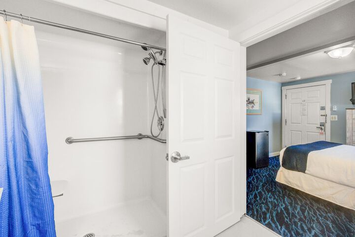 Single Queen Bed ADA Accessible Cottage (18 of 34)