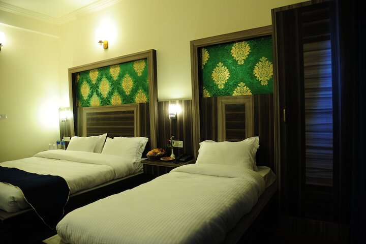 Room 21 of 76