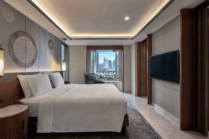 Room 19 of 129