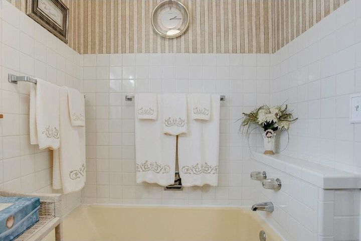 Room 5 of 22
