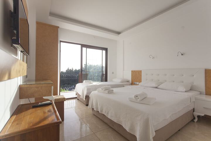 Room 36 of 108