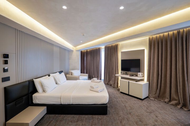 Room 50 of 125