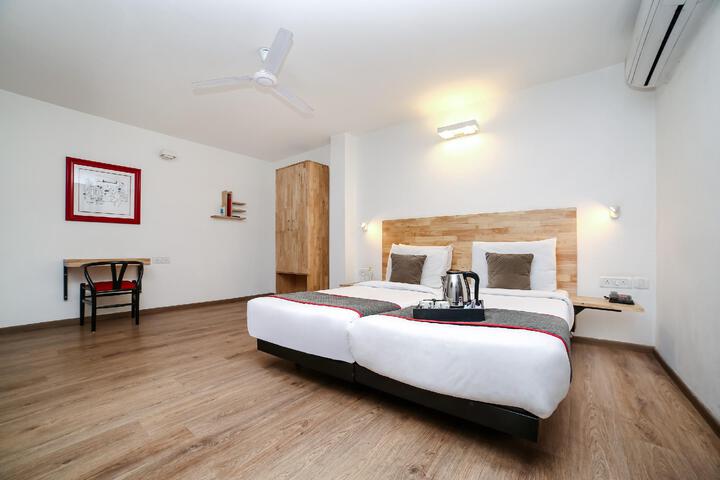 Room 3 of 19