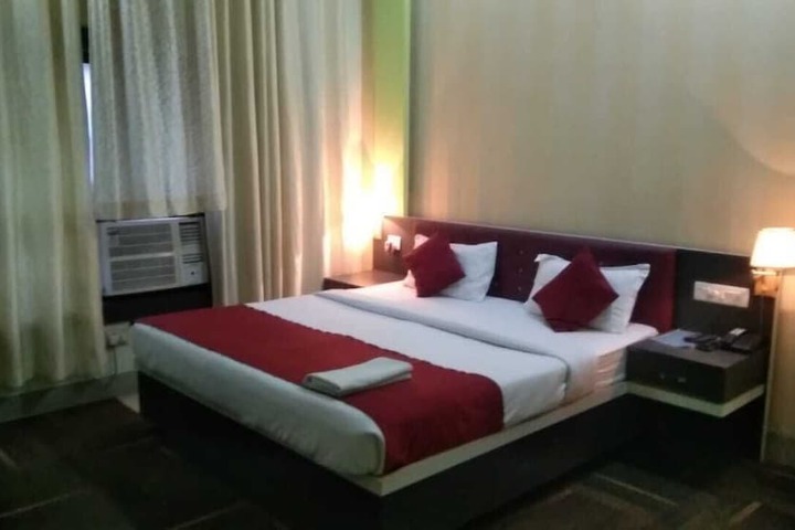 Room 3 of 14