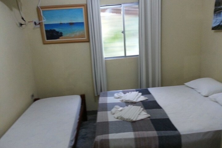 Room 3 of 49