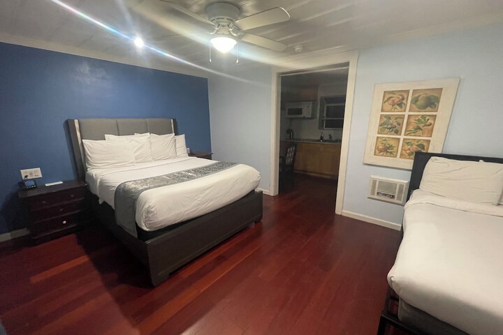 Room 31 of 68