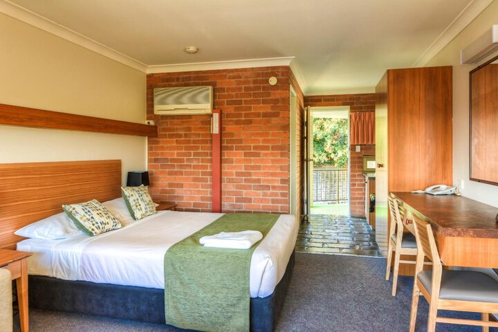 Room 21 of 73